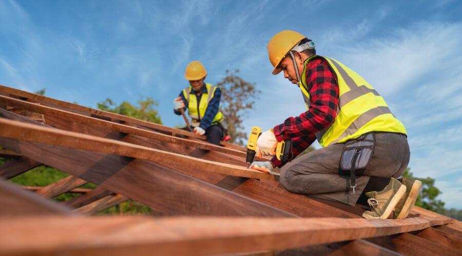 Professional Flat Roofing Installation services in Chandler, IN